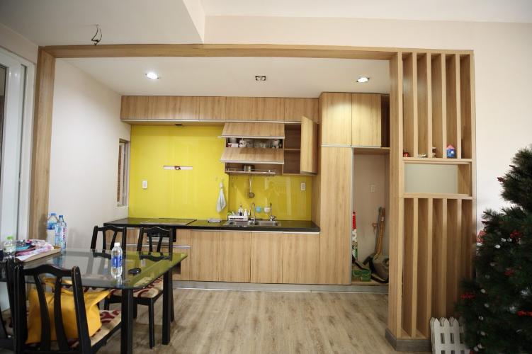Phòng bếp mẫu chung cư B5